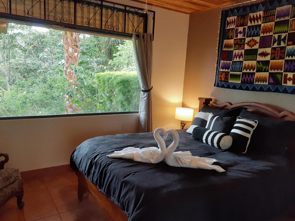 El Castillo Encantada Guest House מראה חיצוני תמונה