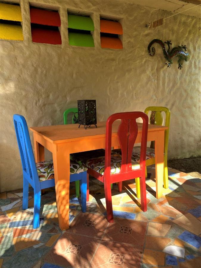 El Castillo Encantada Guest House מראה חיצוני תמונה