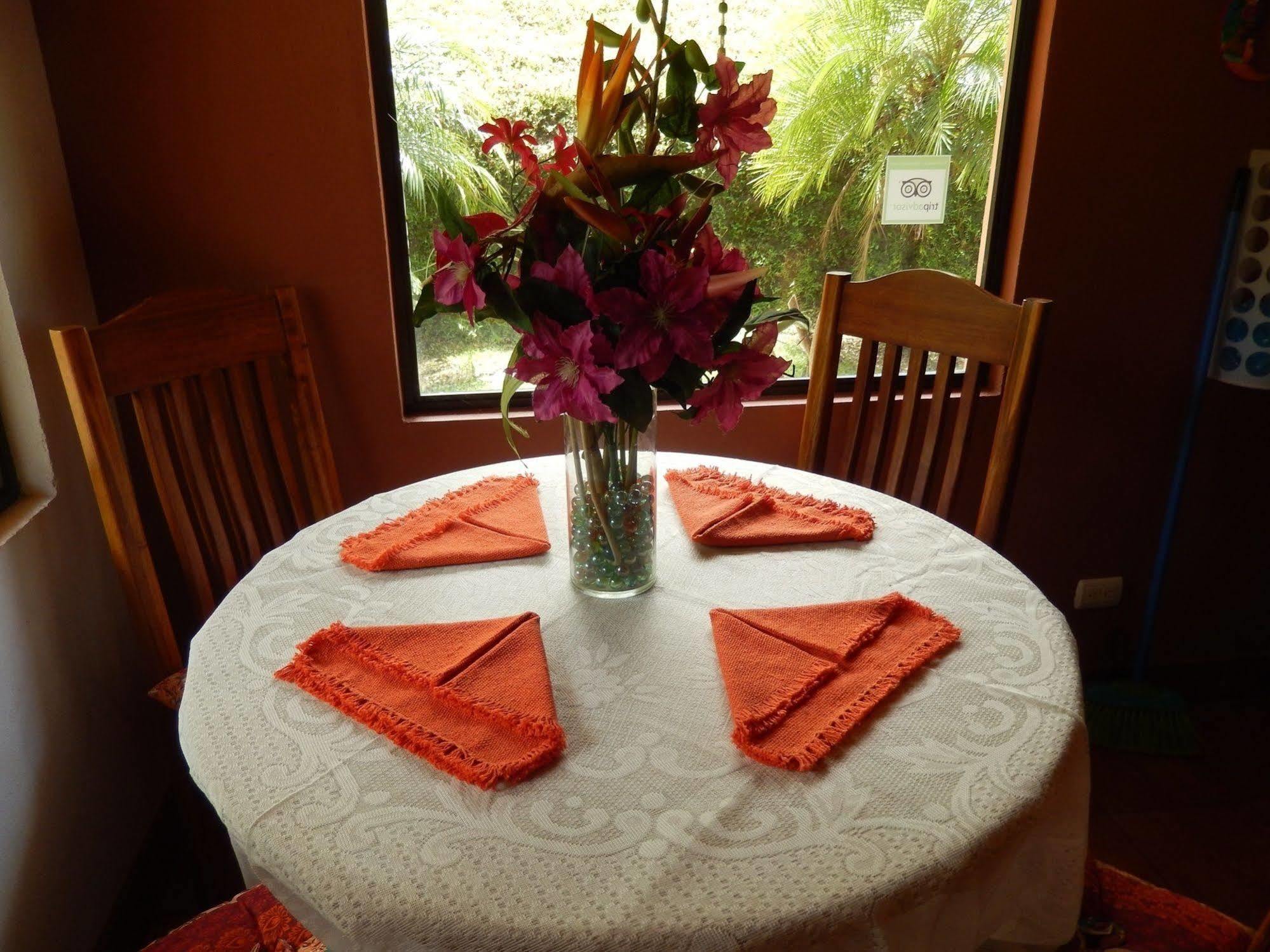 El Castillo Encantada Guest House מראה חיצוני תמונה