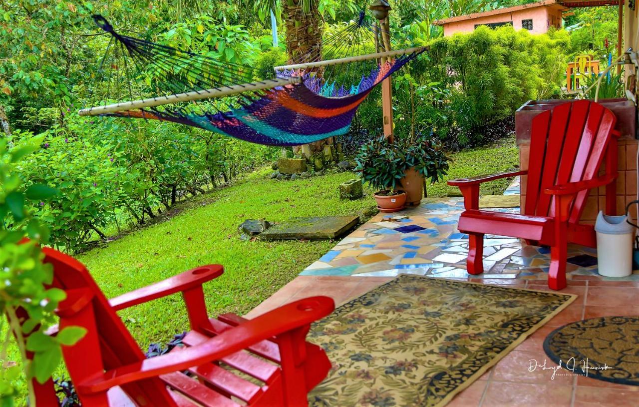 El Castillo Encantada Guest House מראה חיצוני תמונה